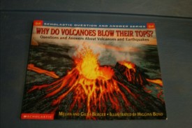 Why Do Volcanoes Blow Their Tops? (Paperback) by Melvin Berger,Gilda Berger
